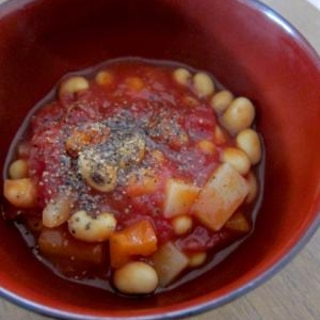 カットトマト缶で作る豆のスープ